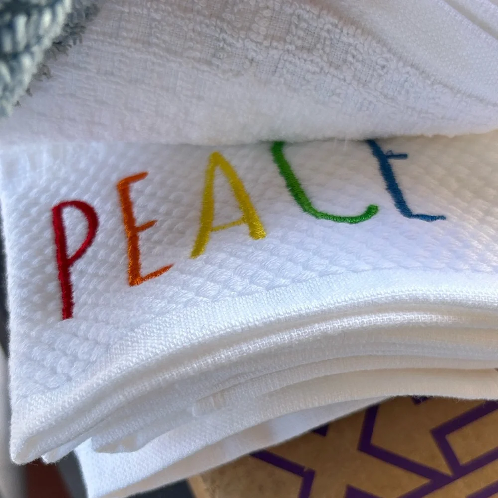 Colorful Embroidered Pride (4) Towel Set